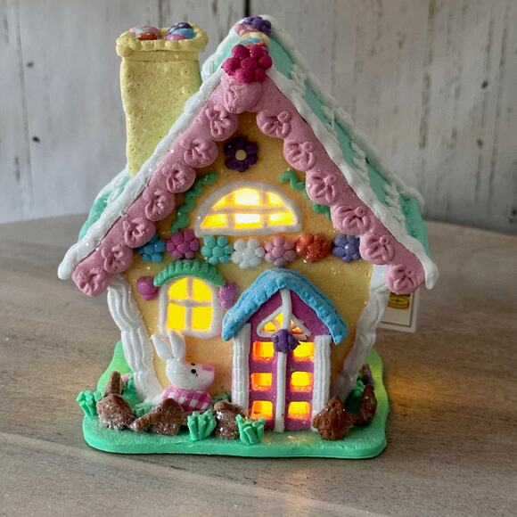 Easter Gingerbread House Tabletop Claydough LED light up Pink Green Pastel 30E36 - Picture 1 of 14